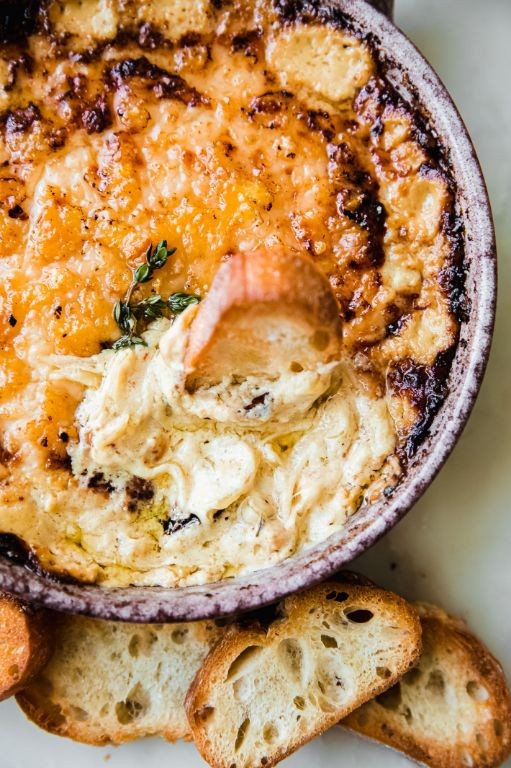 Caramelized Onion and Gruyere White Sauce