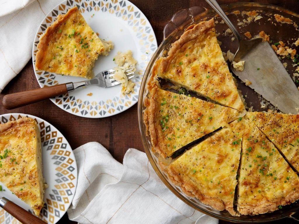 Caramelized Onion and Gruyère Quiche