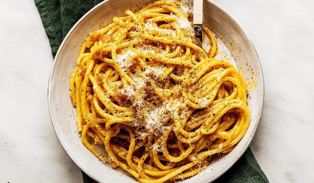 Carbonara with Caramelized Onions and Thyme