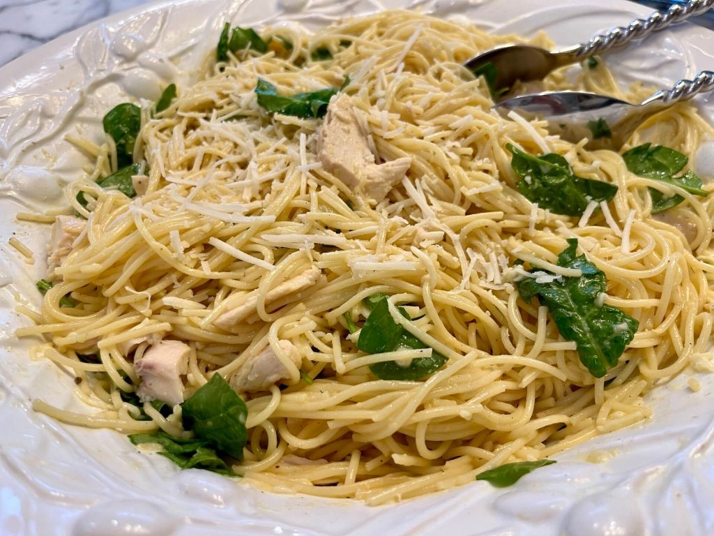 Carbonara with Chicken and Spinach