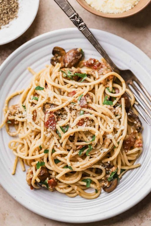 Carbonara with Mushrooms and Parmesan
