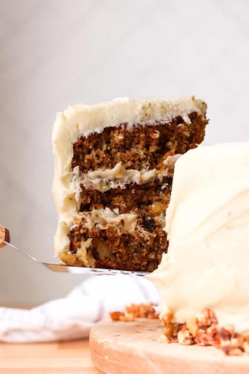 Carrot and Raisin Cake with Cream Cheese Frosting