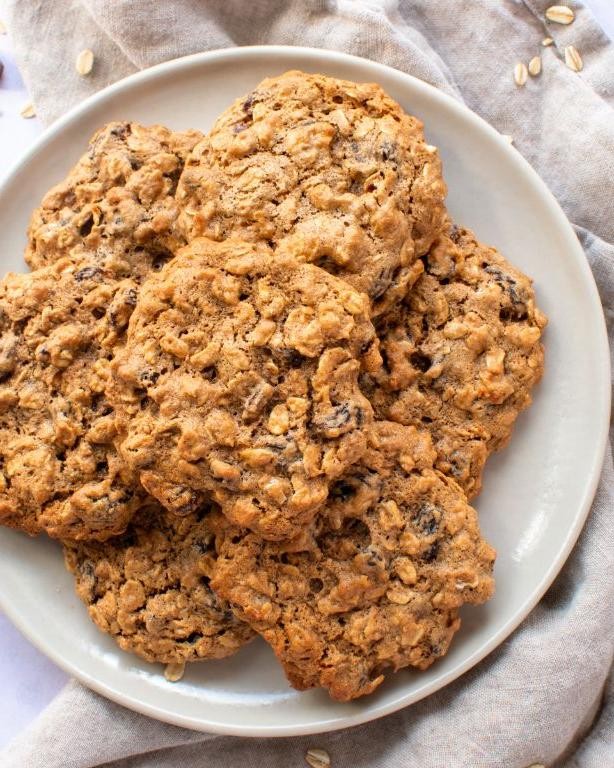 Cashew Butter and Raisin Cookies