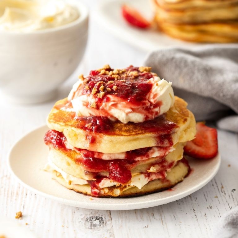 Cheesecake-Stuffed Souffle Pancakes