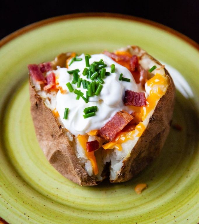 Cheesy Bacon and Chive Baked Potato