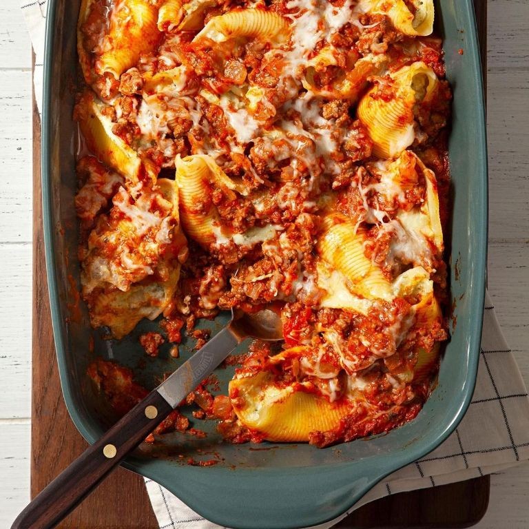 Cheesy Beef and Pork Stuffed Pasta Shells