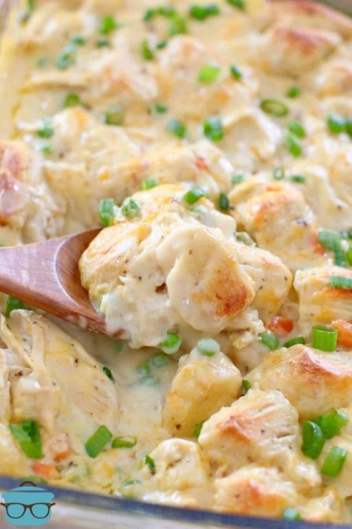 Cheesy Garlic Chicken and Biscuit Bake