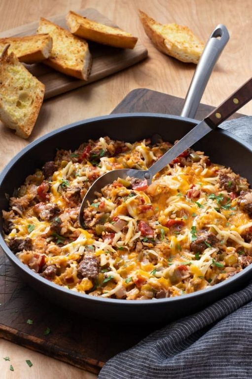 Cheesy Ground Beef and Rice Skillet
