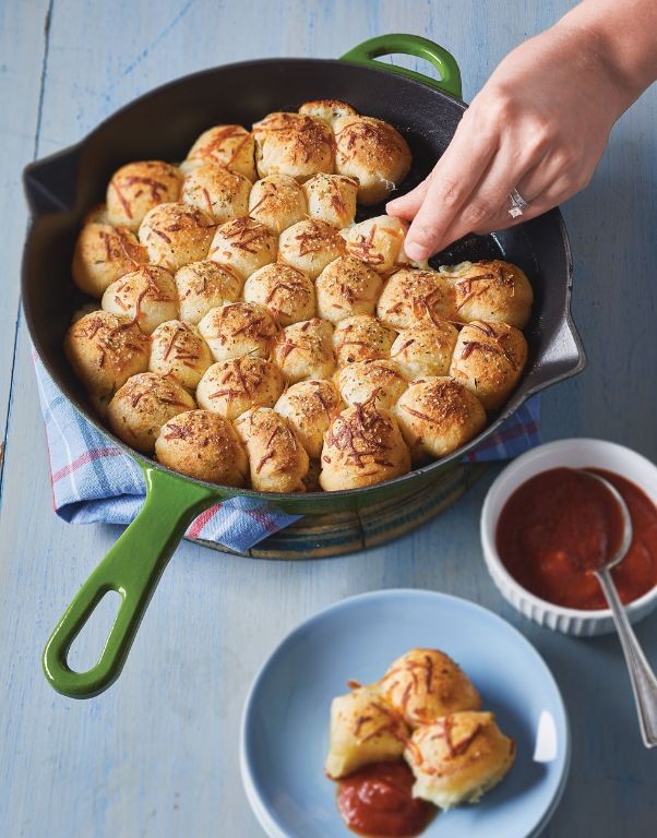 Cheesy Pull-Apart Bread Snakes