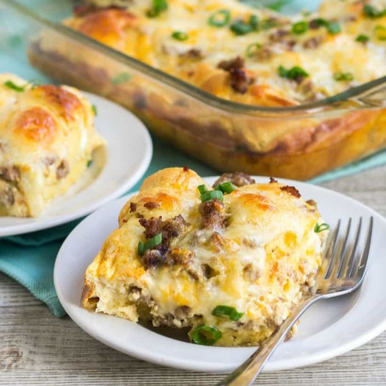 Cheesy Sausage Crescent Roll Breakfast Bake
