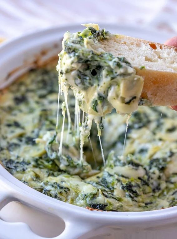 Cheesy Spinach and Artichoke Boat Dip