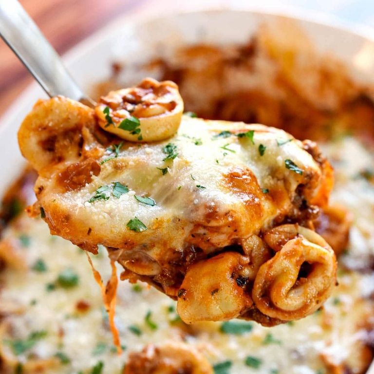 Cheesy Tortellini Bake with Marinara and Mozzarella