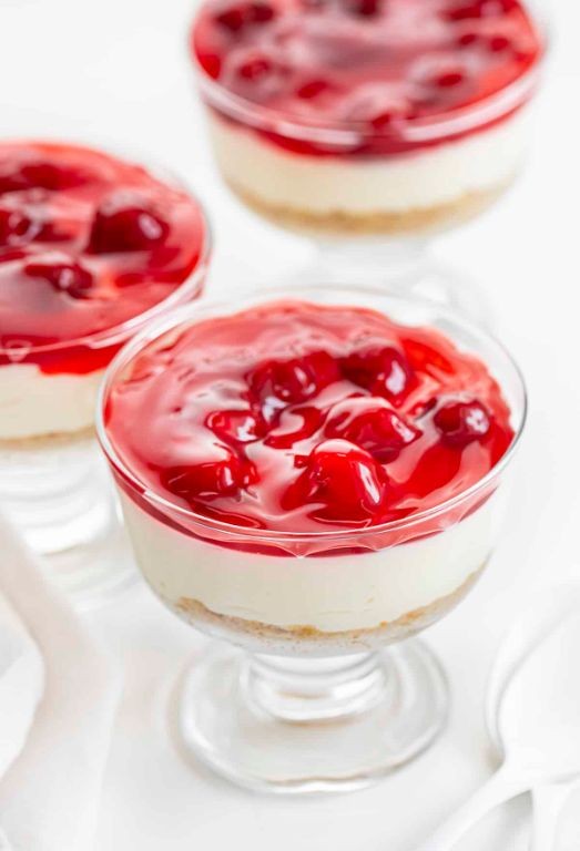Cherry Cheesecake Parfaits