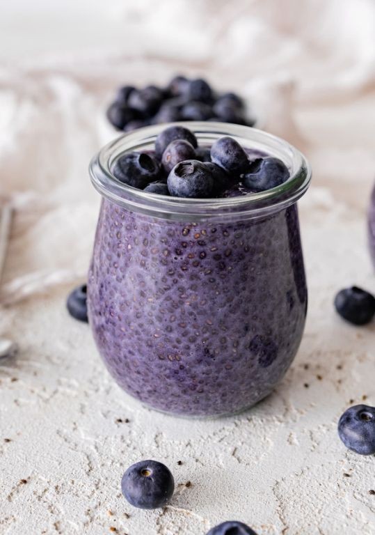 Chia seed pudding with blueberries