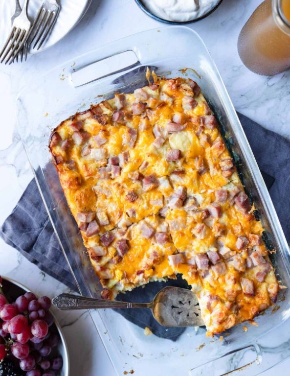 Chicken and Ham Breakfast Casserole with Eggs