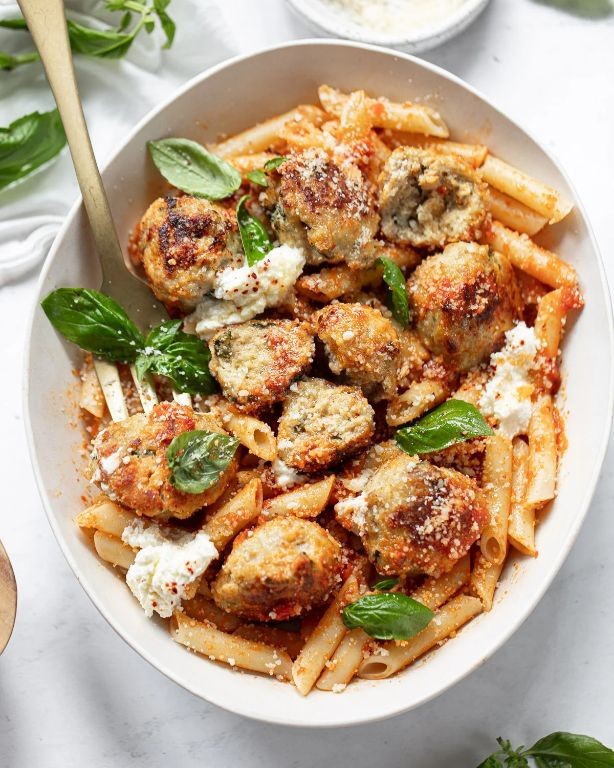 Chicken and Ricotta Meatballs in Marinara