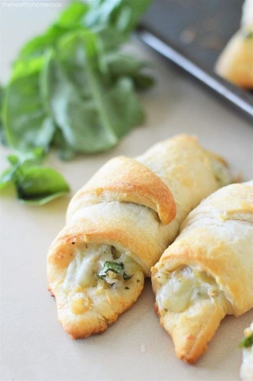 Chicken and Spinach Crescent Roll Casserole