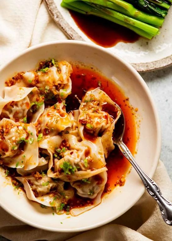 Chili Garlic Oil Dumplings