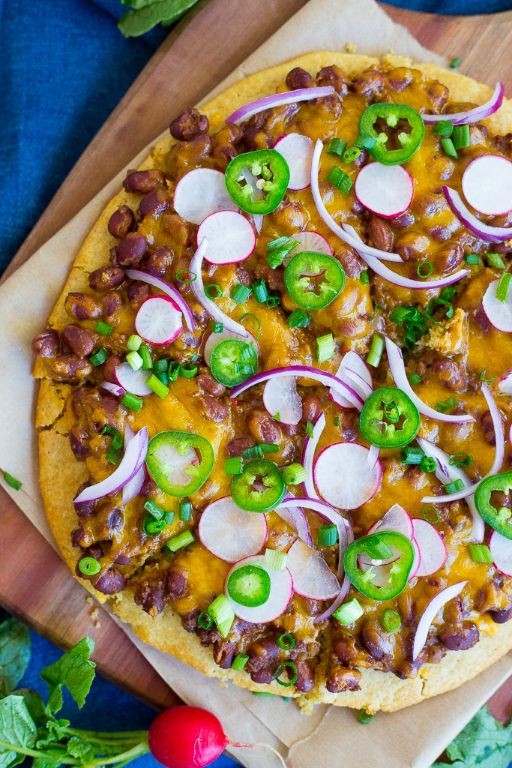 Chili Pizza with Cornmeal Crust