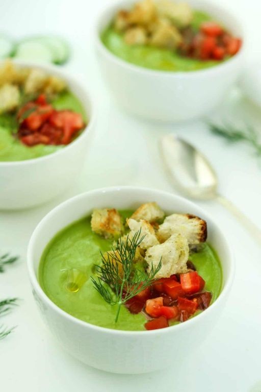Chilled Cucumber Soup with Croutons