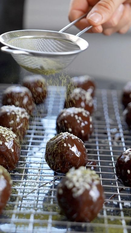 Chocolate Covered Raisins with Matcha Dusting