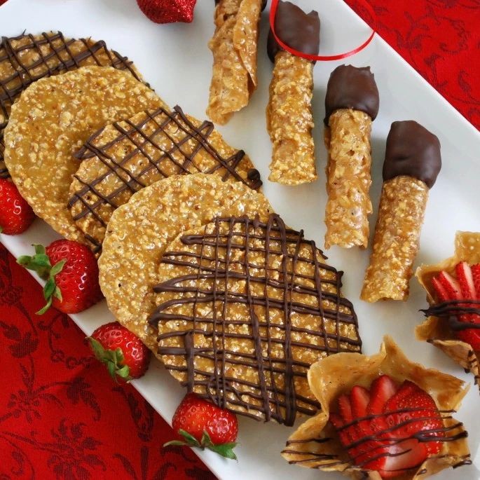 Chocolate-Dipped Florentine Lace Cookies