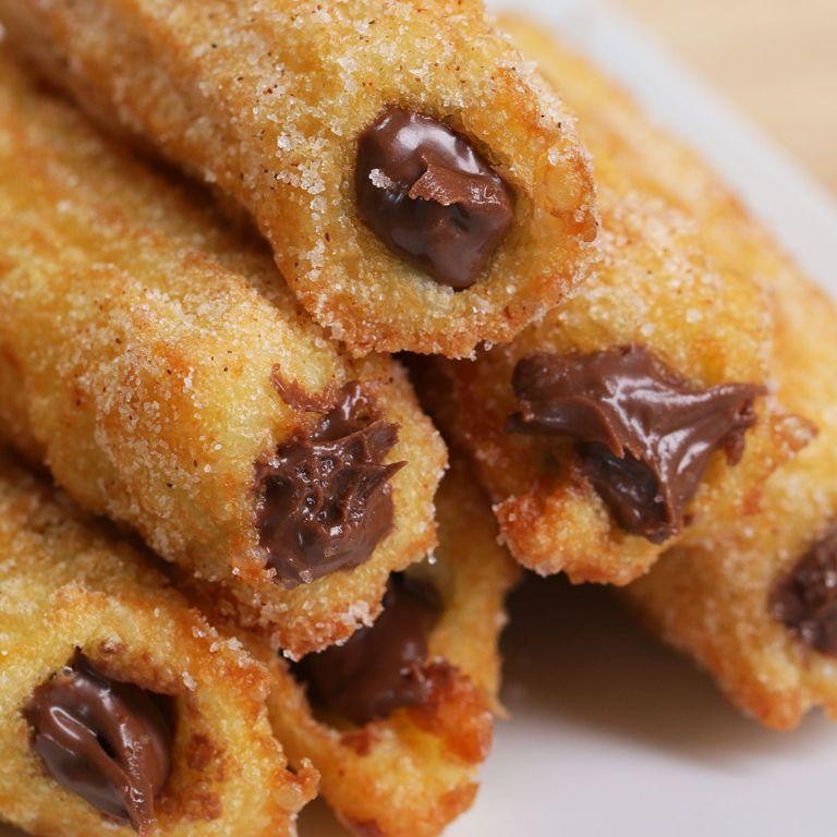 Chocolate-Filled Churros