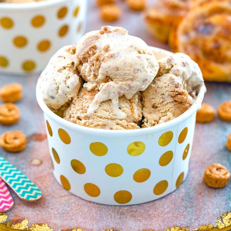 Cinnamon Roll Ice Cream