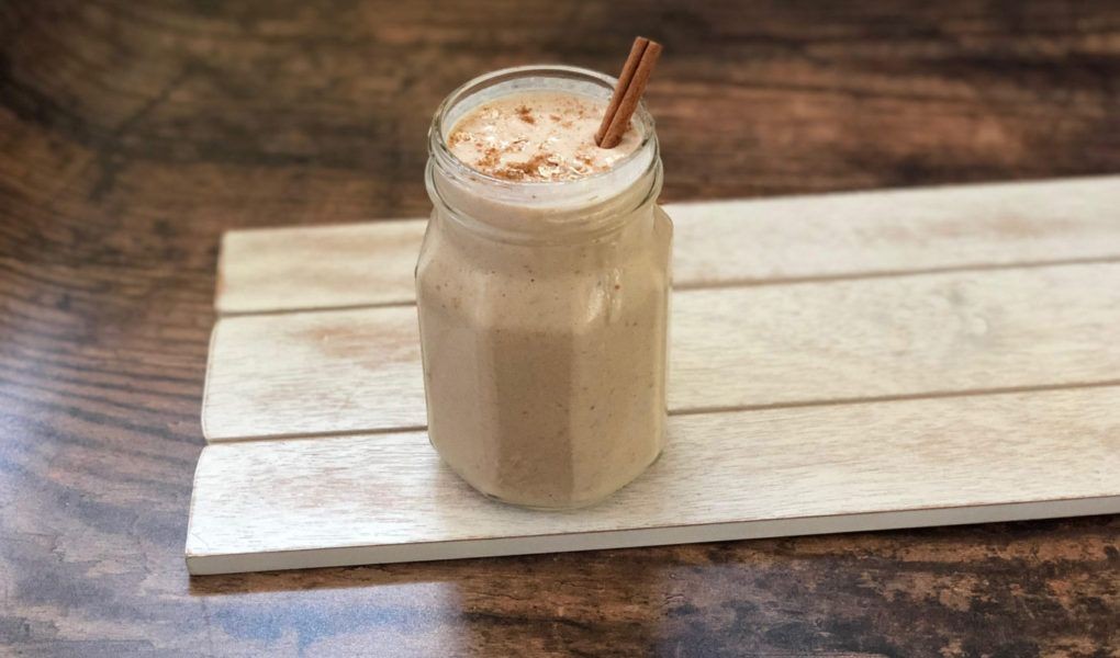 Cinnamon Roll Oatmeal Shake
