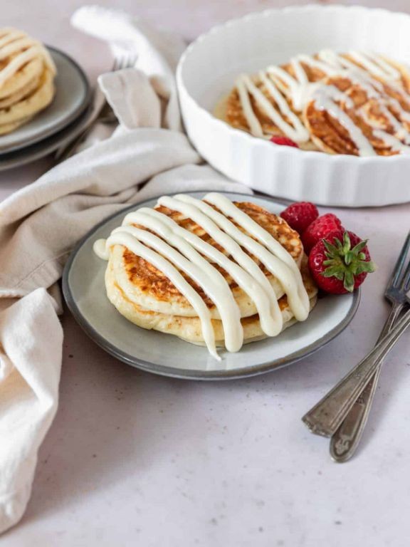 Cinnamon Roll Souffle Pancakes