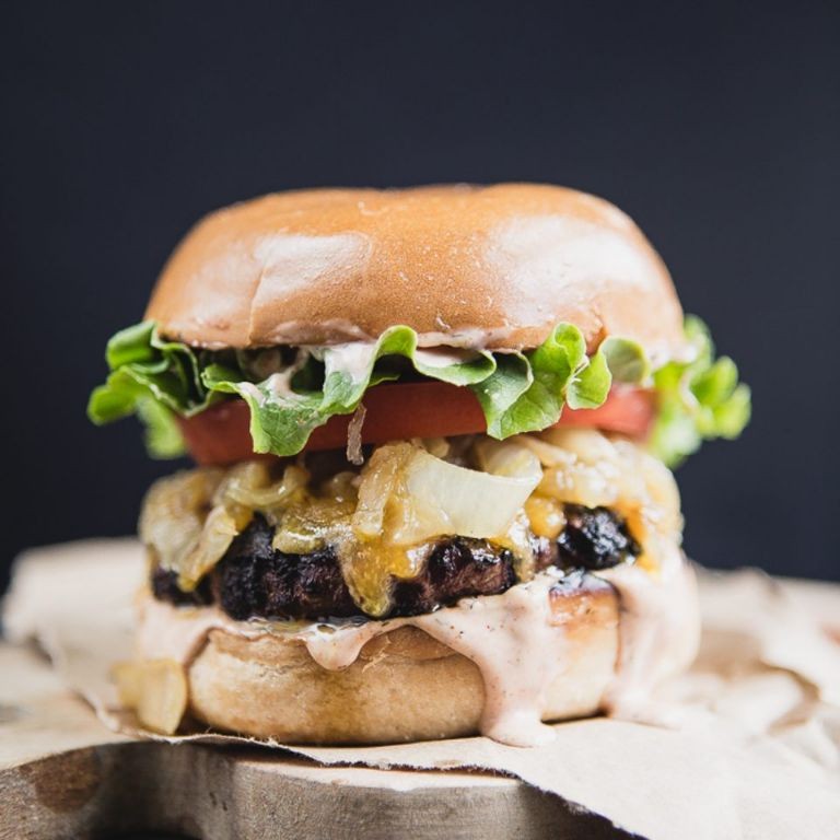 Classic Juicy Grilled Burgers with Secret Sauce