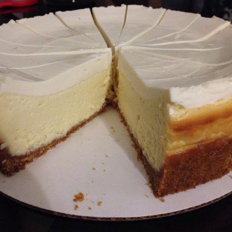 Classic New York Cheesecake with Sour Cream Glaze