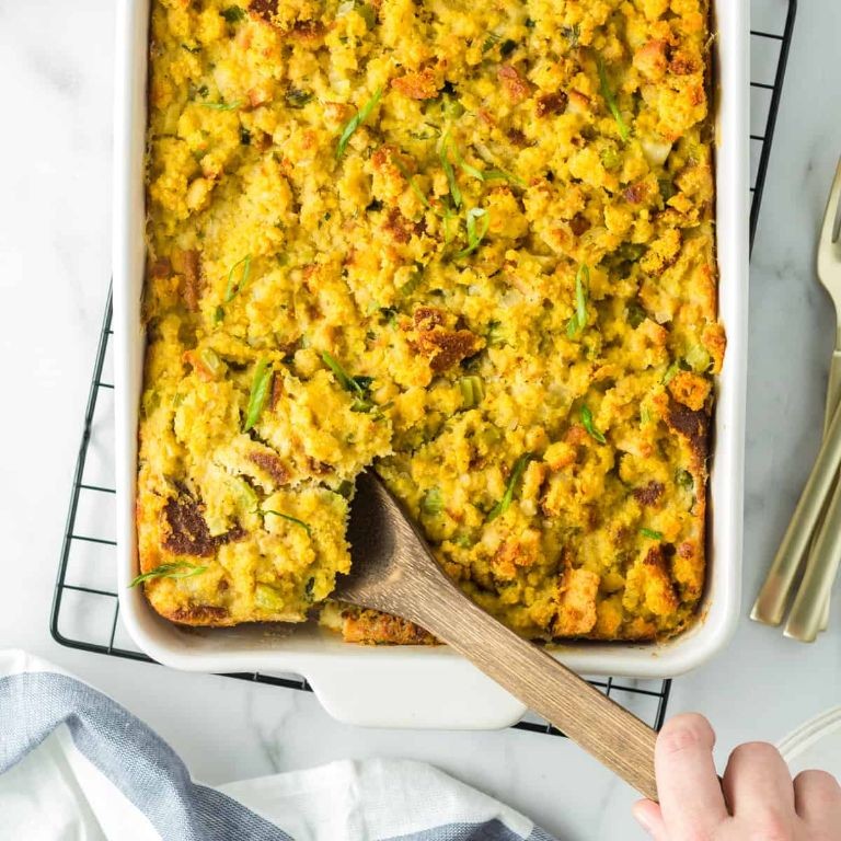 Classic Southern Cornbread Dressing
