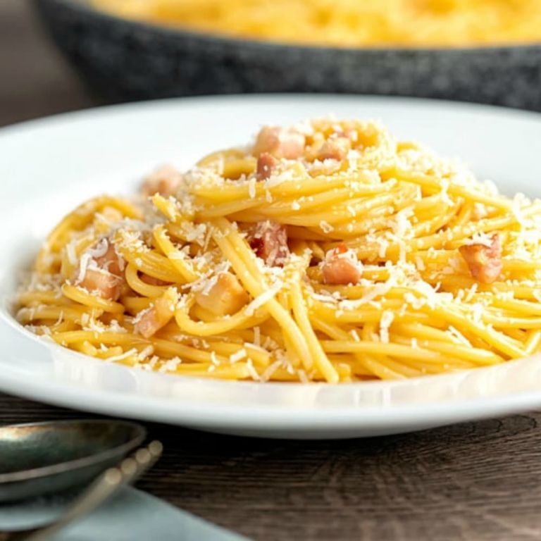 Classic Spaghetti Carbonara with Pancetta
