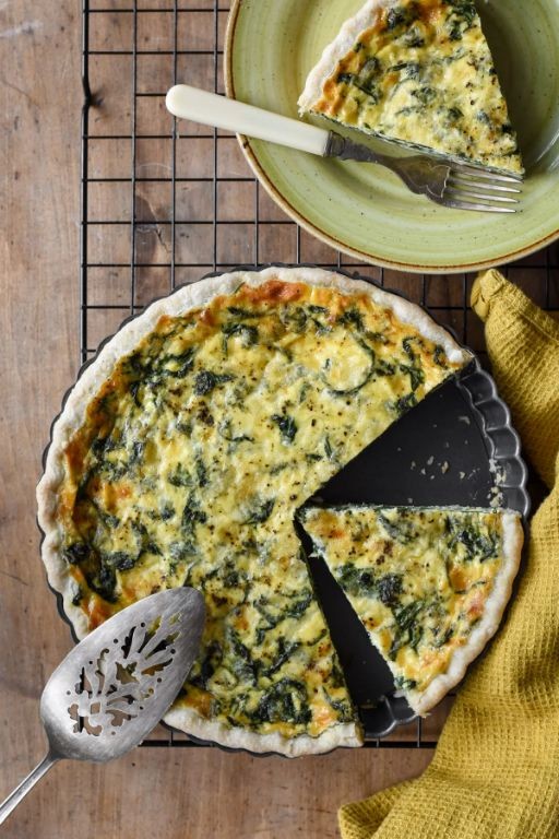 Classic Spinach and Cheese Quiche
