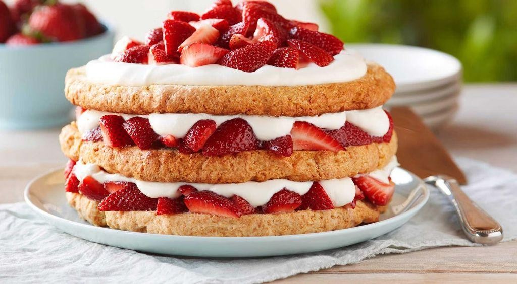 Classic Strawberries and Cream Shortcake