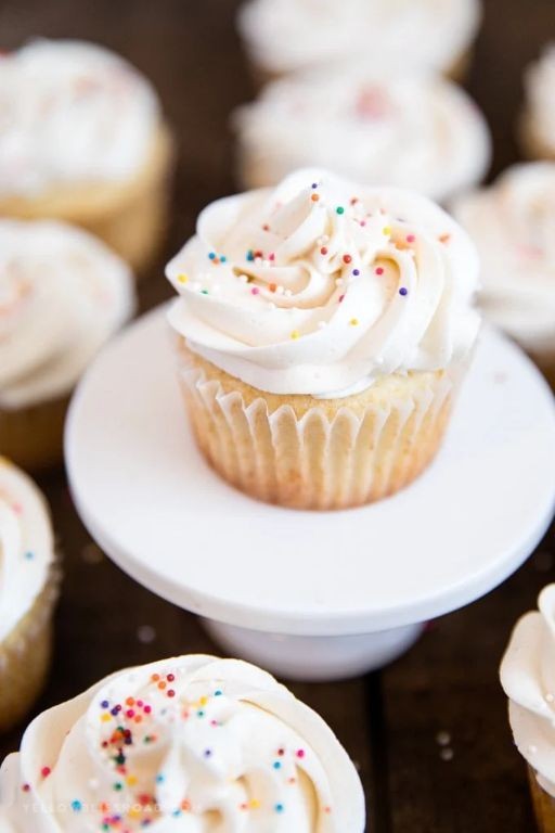 Classic Vanilla Box Cupcakes with Buttercream Frosting
