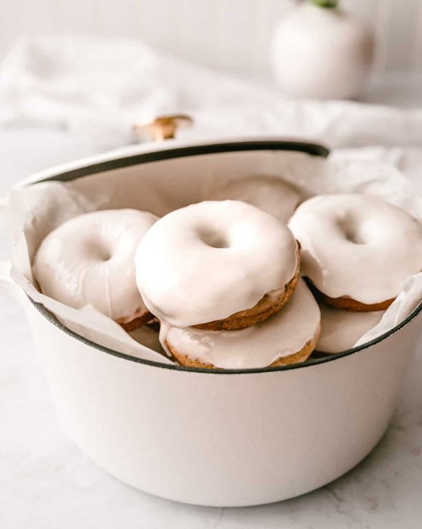 Classic Vanilla Glazed Baked Donuts