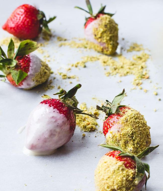 Cocoa Butter Dipped Strawberries