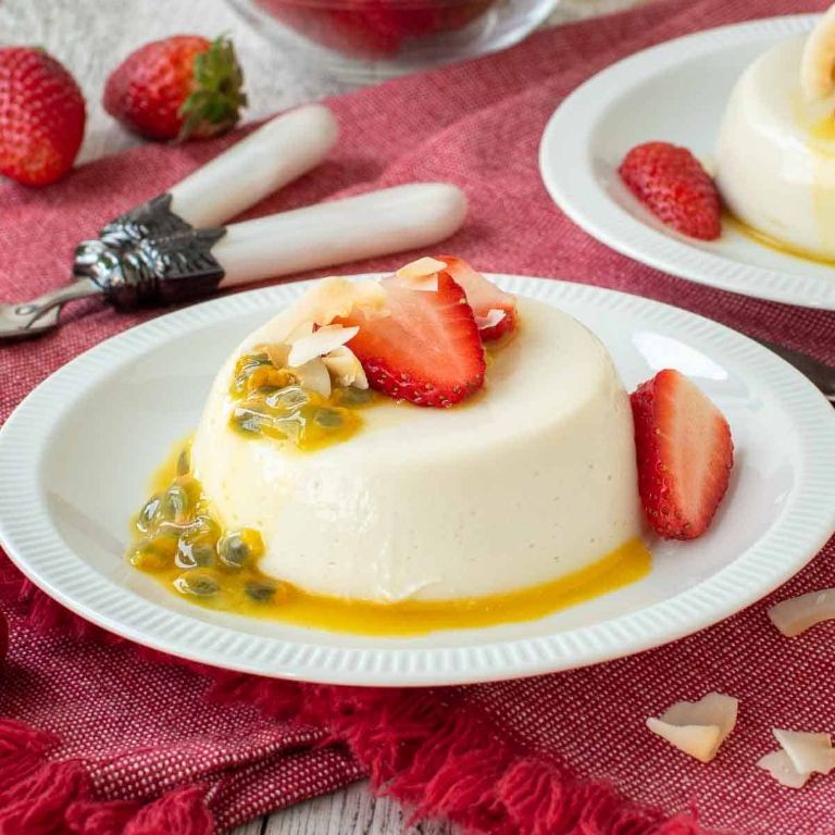 Coconut Mascarpone Panna Cotta