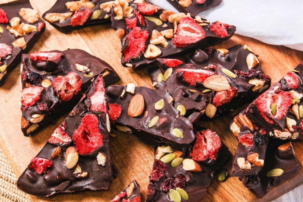 Coconut Sugar-Free Chocolate Bark