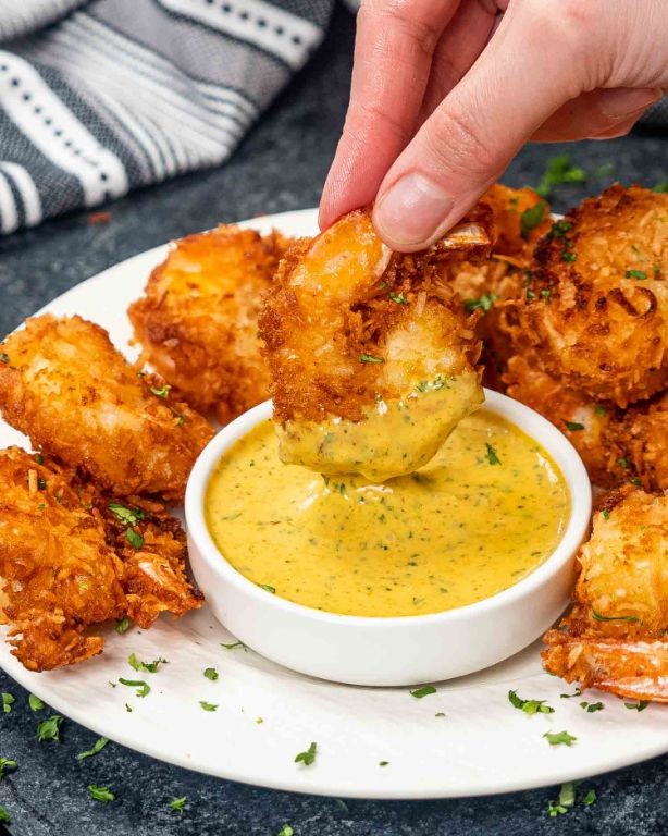 Coconut shrimp with spicy mango dipping sauce