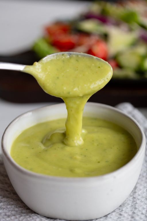 Creamy Avocado Lime Dip