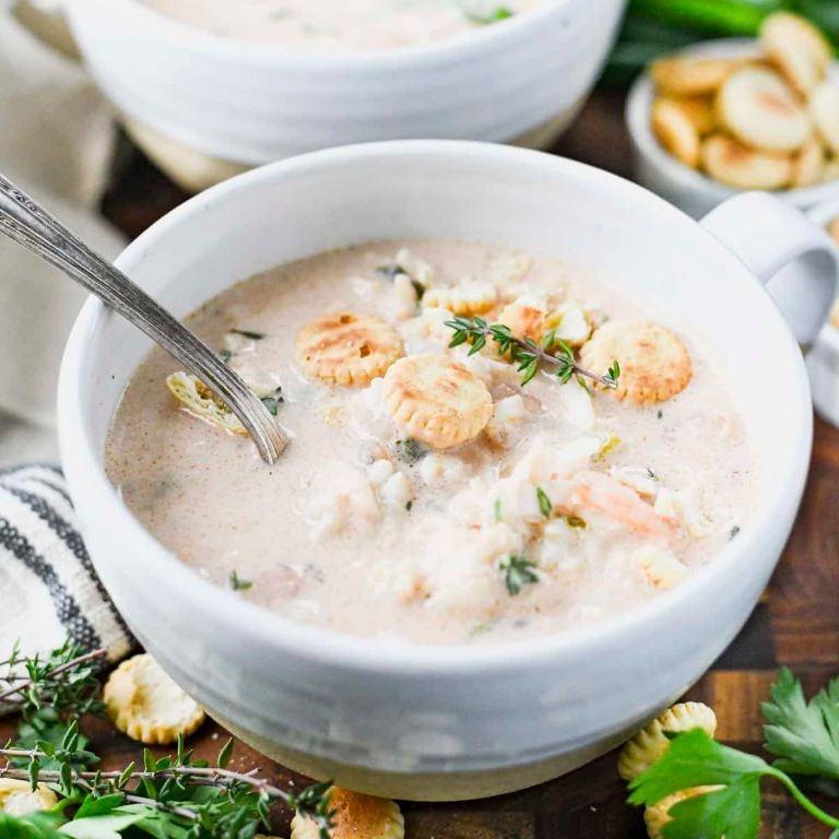 Creamy Blue Crab Bisque with Fresh Herbs