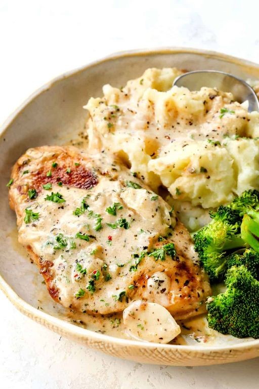 Creamy Garlic Parmesan Chicken and Broccoli