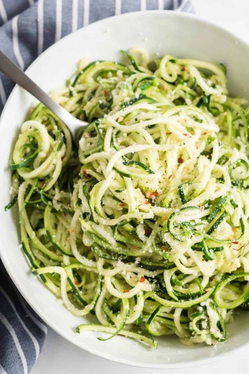 Creamy Garlic Parmesan Zucchini Pasta