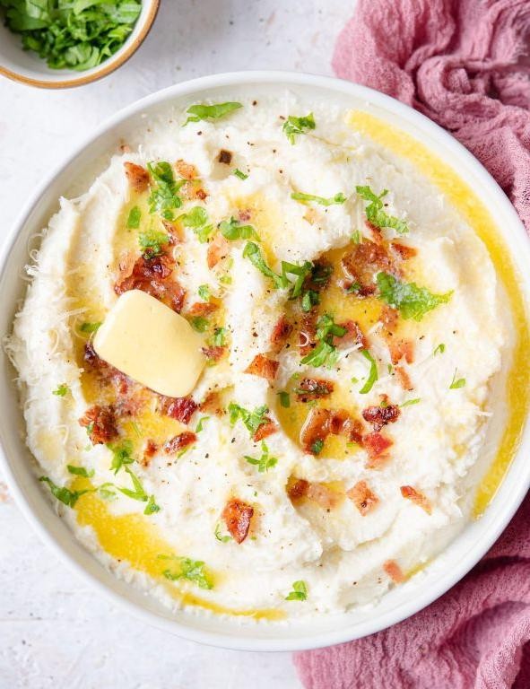 Creamy Mashed Cauliflower with Parmesan