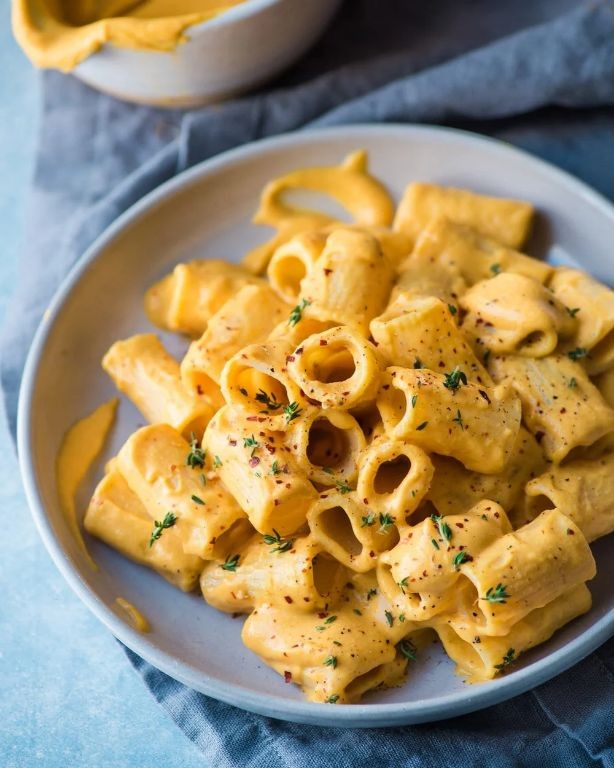 Creamy Pumpkin Mac and Cheese