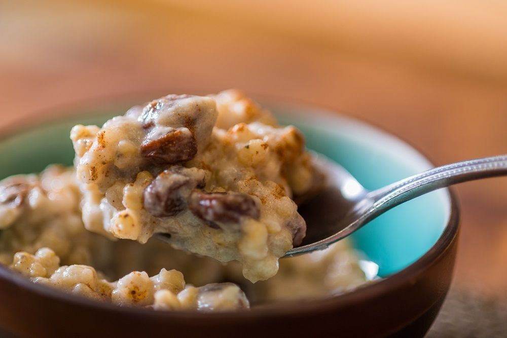 Creamy Sorghum Pudding with Cinnamon