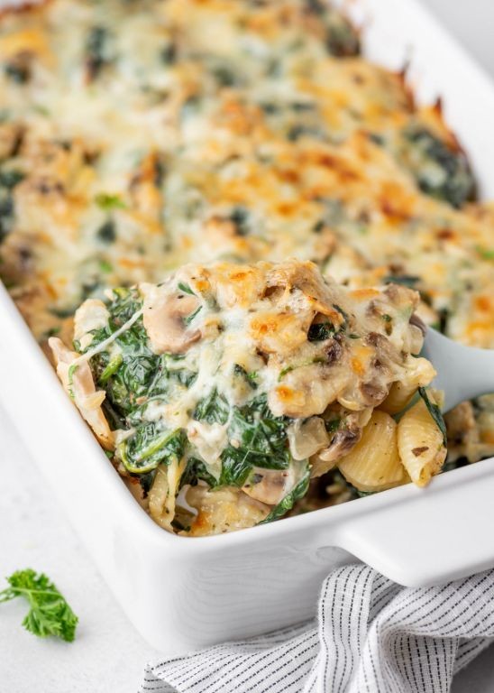 Creamy Spinach and Mushroom Pasta Bake